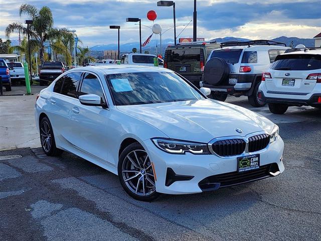 $28595 : 2021 BMW 3 Series image 2