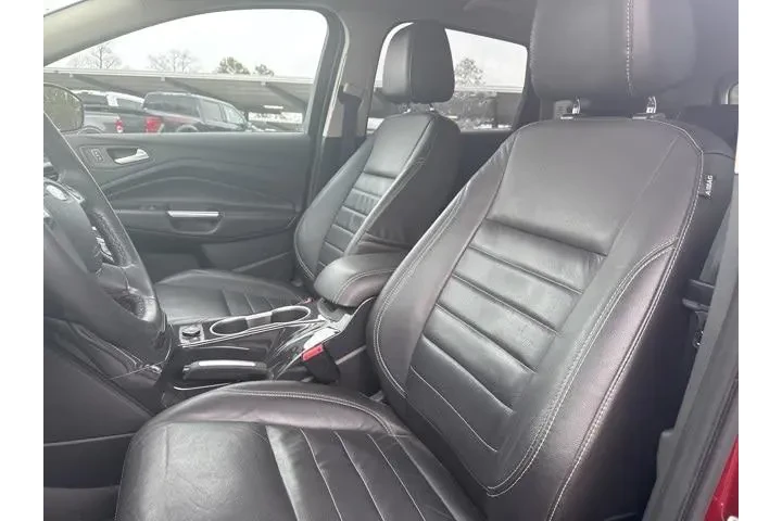 $11587 : Ford Escape 2014 Titanium 4d image 9