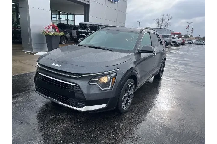$22588 : Kia Niro 2023 EX 4dr Crossov image 1