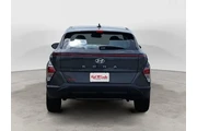 $25388 : Hyundai KONA 2026 SE 4dr SUV thumbnail
