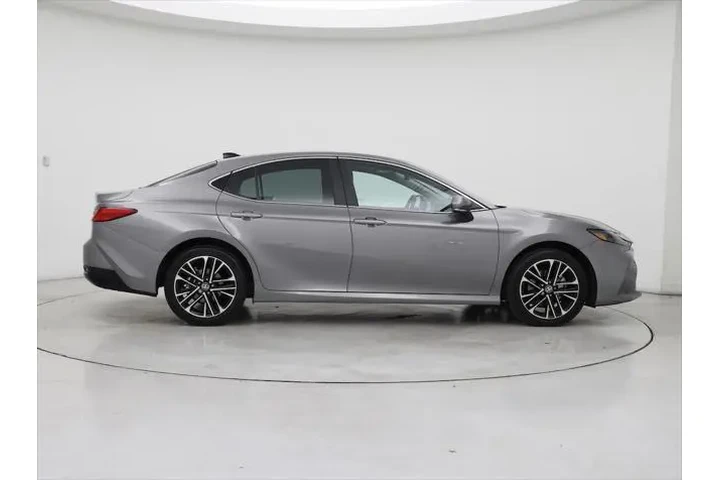 $39998 : Toyota Camry 2026 AWD XLE 4d image 7
