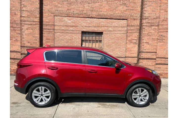 $12999 : 2018 Sportage LX image 10