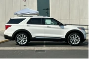 $39900 : Ford Explorer Hybrid 2023 AW thumbnail