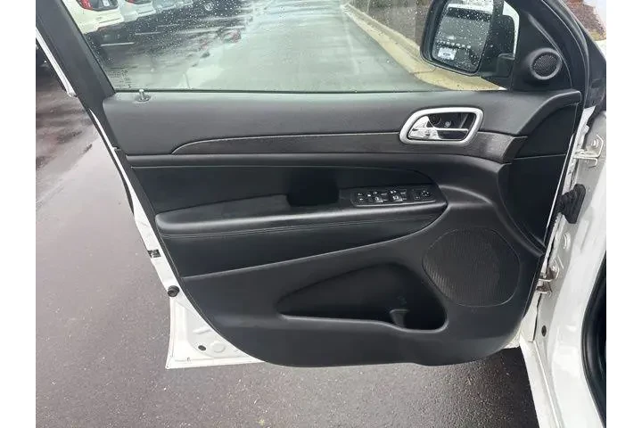 $17500 : Jeep Grand Cherokee 2018 4x4 image 7