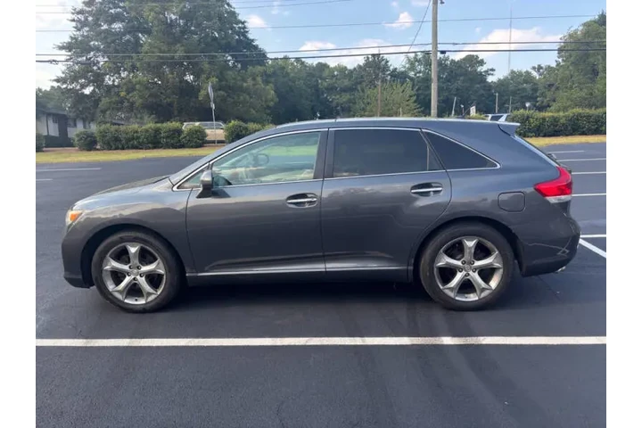 $12500 : 2009 Venza AWD V6 image 7