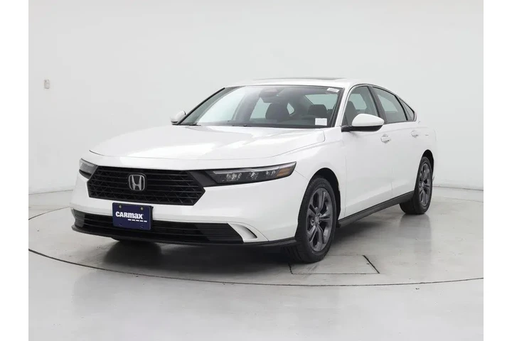 $25998 : Honda Accord 2023 EX 4dr Sed image 4