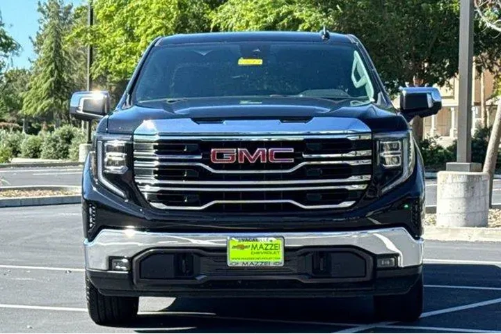 $37184 : GMC Sierra 1500 2025 4x2 SLT image 7