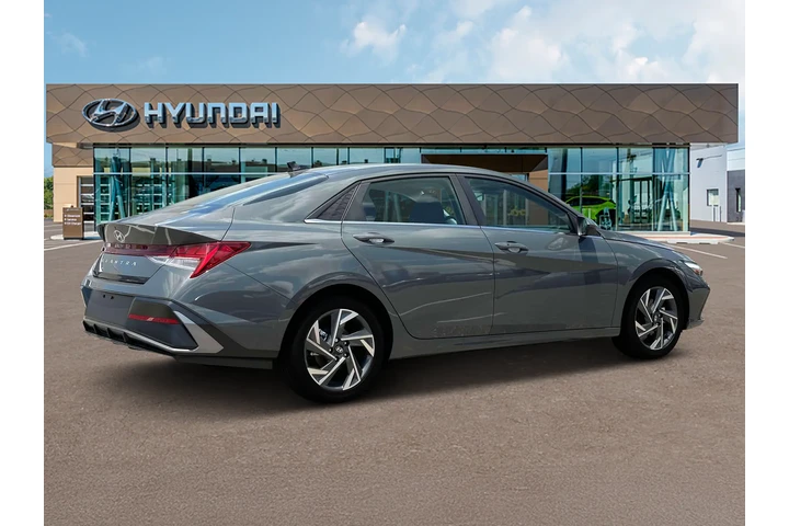 $20495 : Hyundai ELANTRA 2024 SEL 4dr image 8