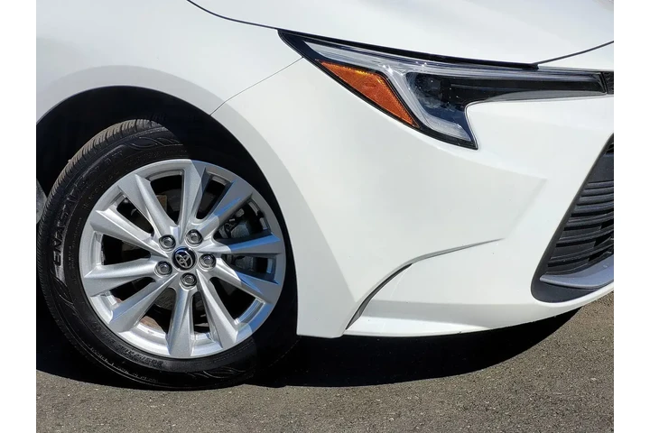 $26495 : Toyota Corolla Hybrid 2025 S image 5