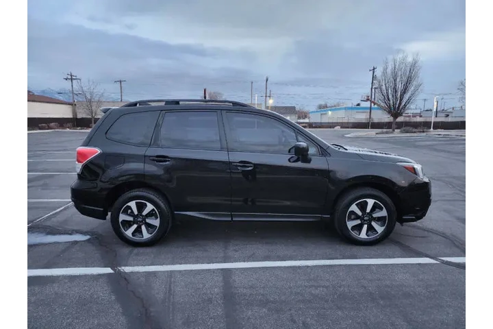 $11600 : 2018 Forester 2.5i image 10