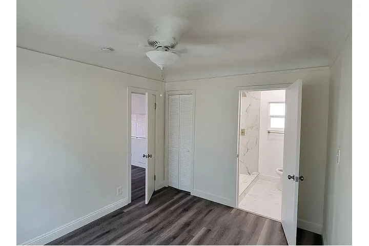 $1550 : Beautiful and private 1 bed 1 image 6