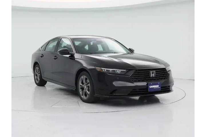 $30998 : Honda Accord Hybrid 2023 EX- image 1