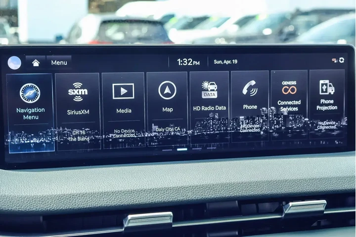 $37000 : Genesis GV70 2023 AWD 2.5T S image 4