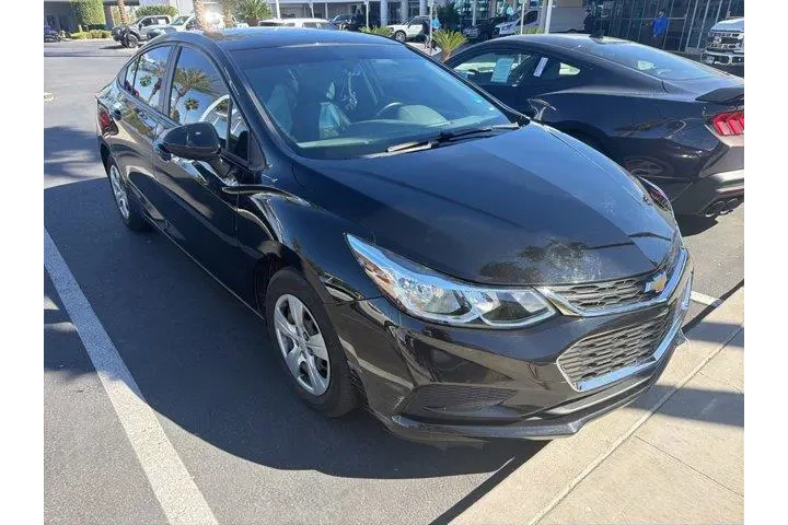 $10898 : Chevrolet Cruze 2017 LS Auto image 1