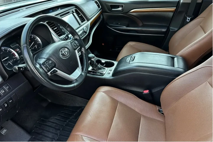 $26500 : Toyota Highlander 2017 Limit image 9