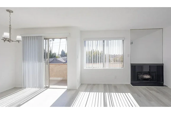 $1100 : Apartamento amplio y luminoso image 1