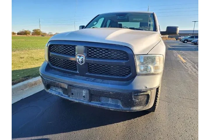 $18706 : Ram 1500 Classic 2019 4x4 Tr image 2
