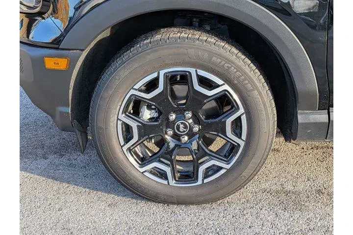 $28998 : Ford Bronco Sport 2025 AWD O image 9