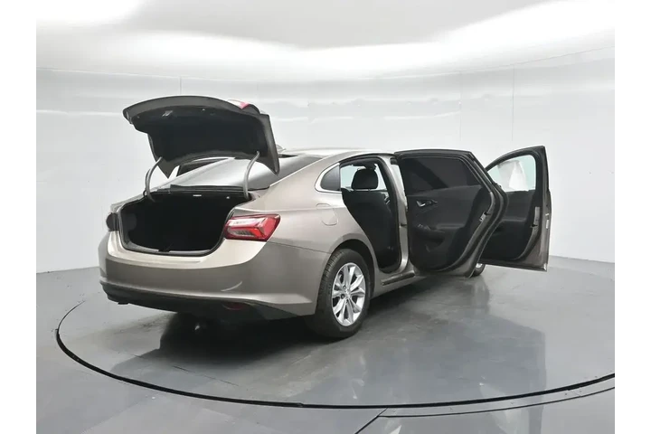 $15100 : Chevrolet Malibu 2022 LT 4dr image 6