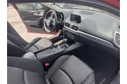 $9797 : 2018 MAZDA3 Sport thumbnail