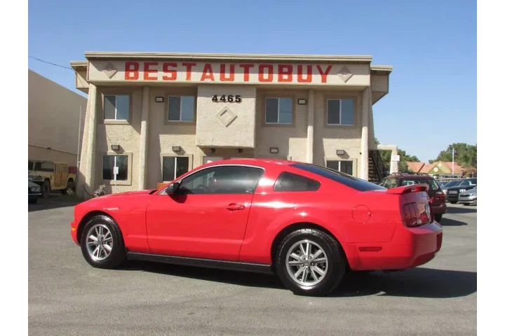 $9995 : 2005 Mustang V6 Deluxe image 6