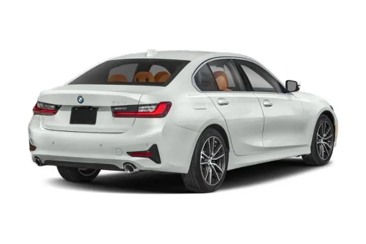 $27943 : BMW 3 Series 2022 AWD 330i x image 2