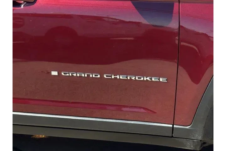 $28984 : Jeep Grand Cherokee 2022 4x2 image 4