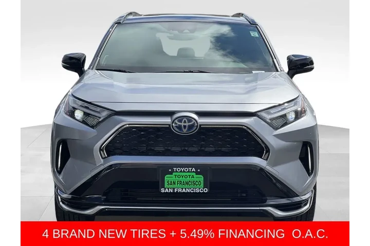 $46588 : Gold Certified2024 RAV4 Prime image 8