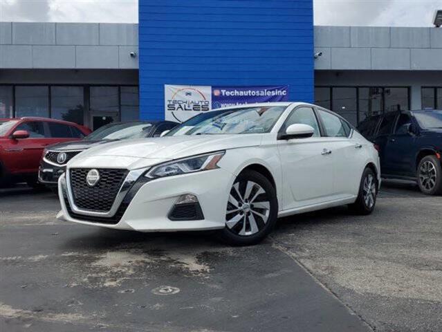 $17995 : 2020 Nissan Altima image 3