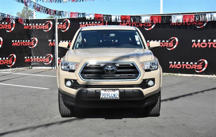 $28587 : Tacoma SR5 Pickup 4D 6 ft image 2