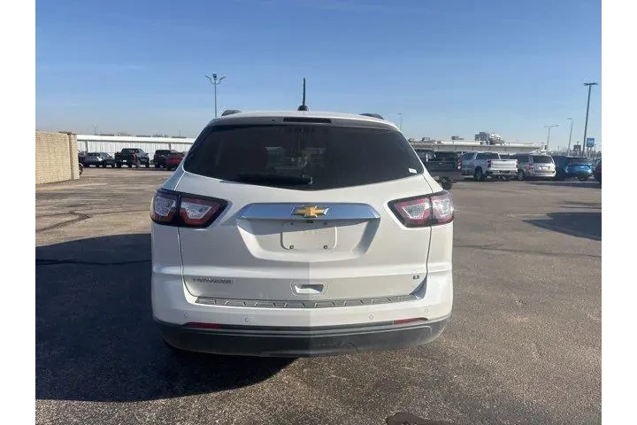 $11982 : Chevrolet Traverse 2017 LT 4 image 6