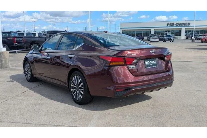 $20495 : Nissan Altima 2023 2.5 SV 4d image 5
