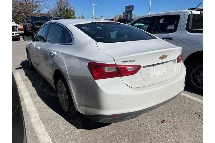 $20000 : Chevrolet Malibu 2025 LT 4dr image 10