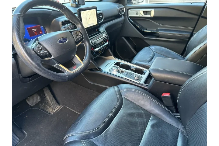 $27795 : Ford Explorer 2022 AWD ST 4d image 8