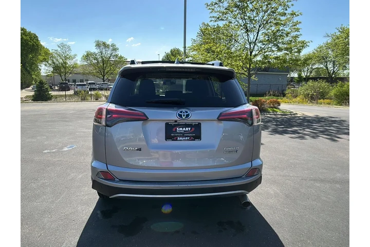 $18295 : 2017 RAV4 Hybrid Limited image 9