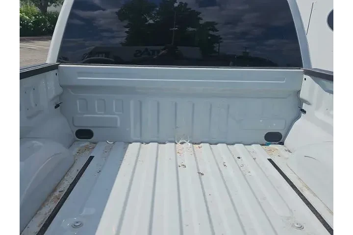 $35000 : Ford F-150 2023 4x4 Lariat 4 image 9