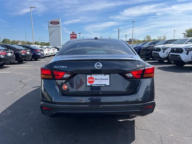 $19991 : PRE-OWNED 2022 NISSAN ALTIMA image 6