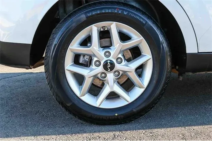 $14999 : Kia Soul 2024 LX 4dr Crossov image 8