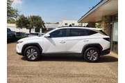 $22000 : Hyundai TUCSON Hybrid 2023 A thumbnail