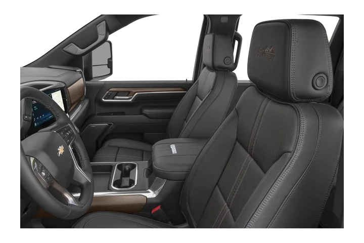 2025 Silverado 2500HD High Co image 7