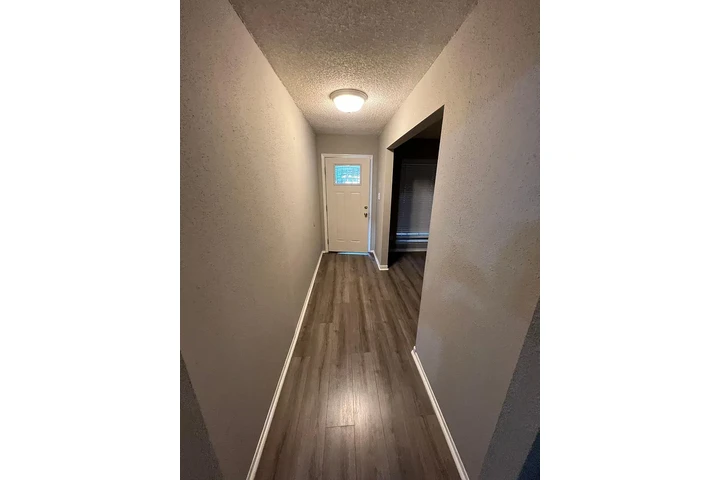 $1100 : Spring Tx Renta - Listo image 2