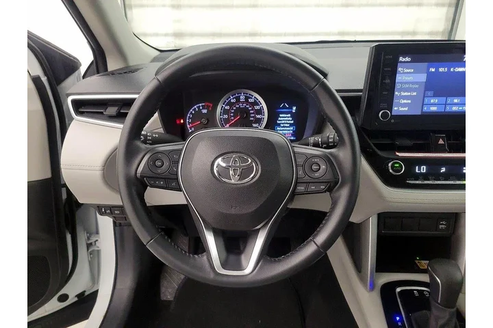 $23998 : Toyota Corolla Cross 2022 LE image 10