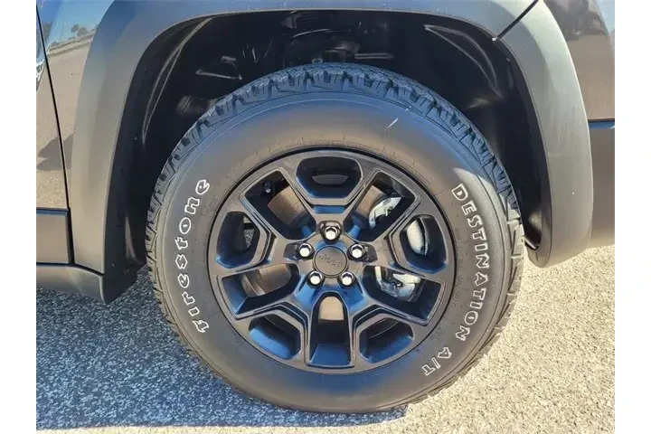 $20780 : Jeep Cherokee 2021 4x4 Trail image 10