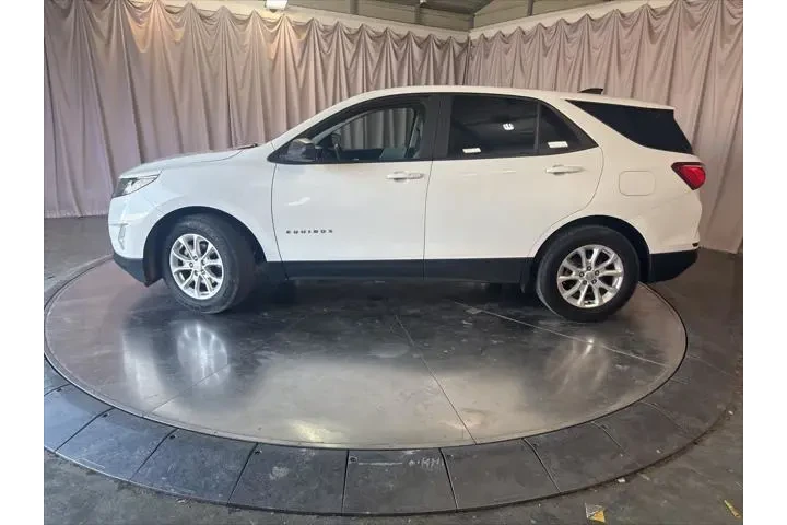 $12999 : Chevrolet Equinox 2020 LS 4d image 8