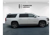 $24900 : Chevrolet Suburban 2017 4x4 thumbnail