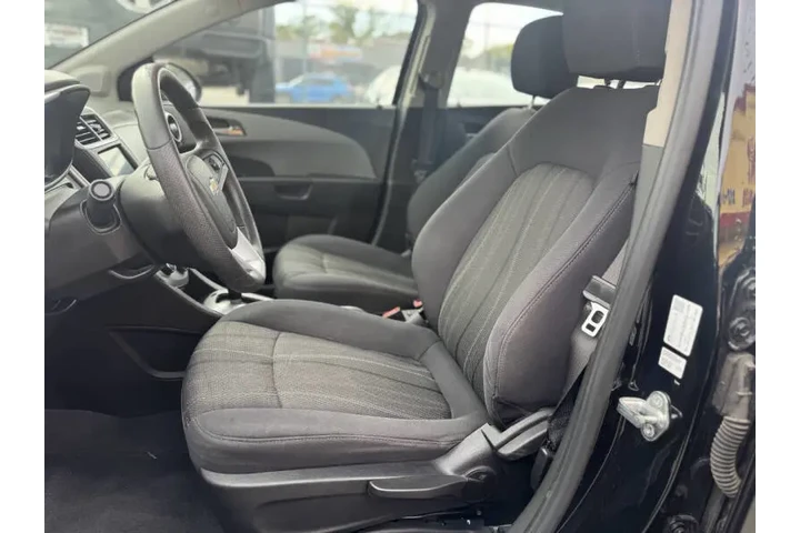 $9995 : 2020 Sonic LT image 10