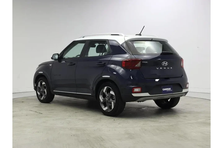 $17998 : Hyundai VENUE 2023 Limited 4 image 2