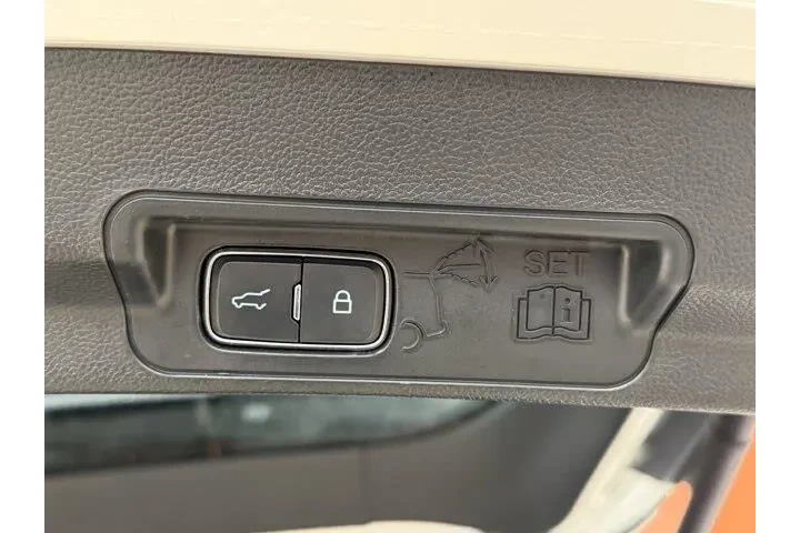 $32589 : Ford Explorer 2024 XLT 4dr S image 9