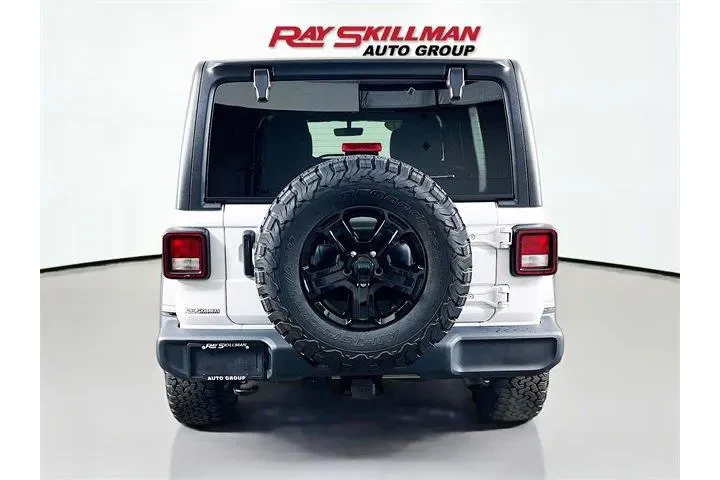 $34975 : Jeep Wrangler Unlimited 2021 image 6