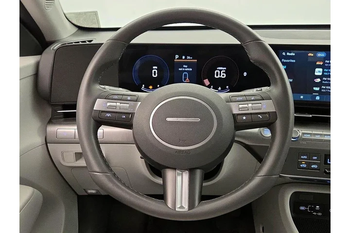 $22998 : Hyundai KONA 2024 SEL 4dr Cr image 10